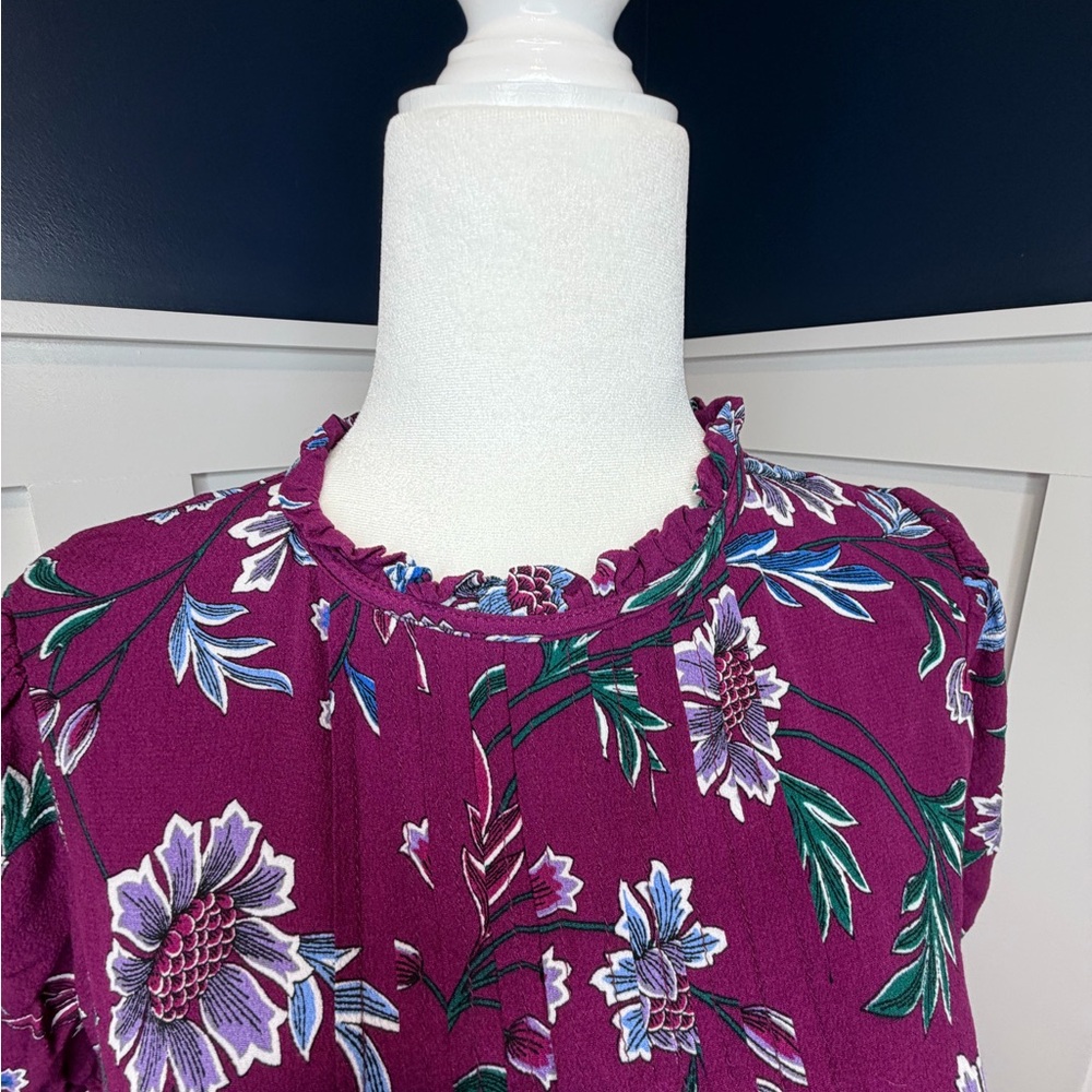 NWOT-  LOFT Floral Pintucked Puff Sleeve Top - XXS - Picture 6 of 13